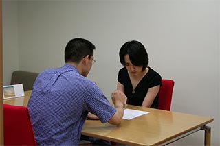 事前説明してるところ